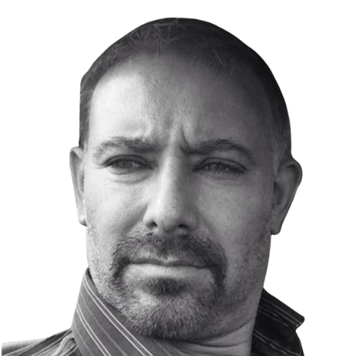 Headshot - David English - Restore plc